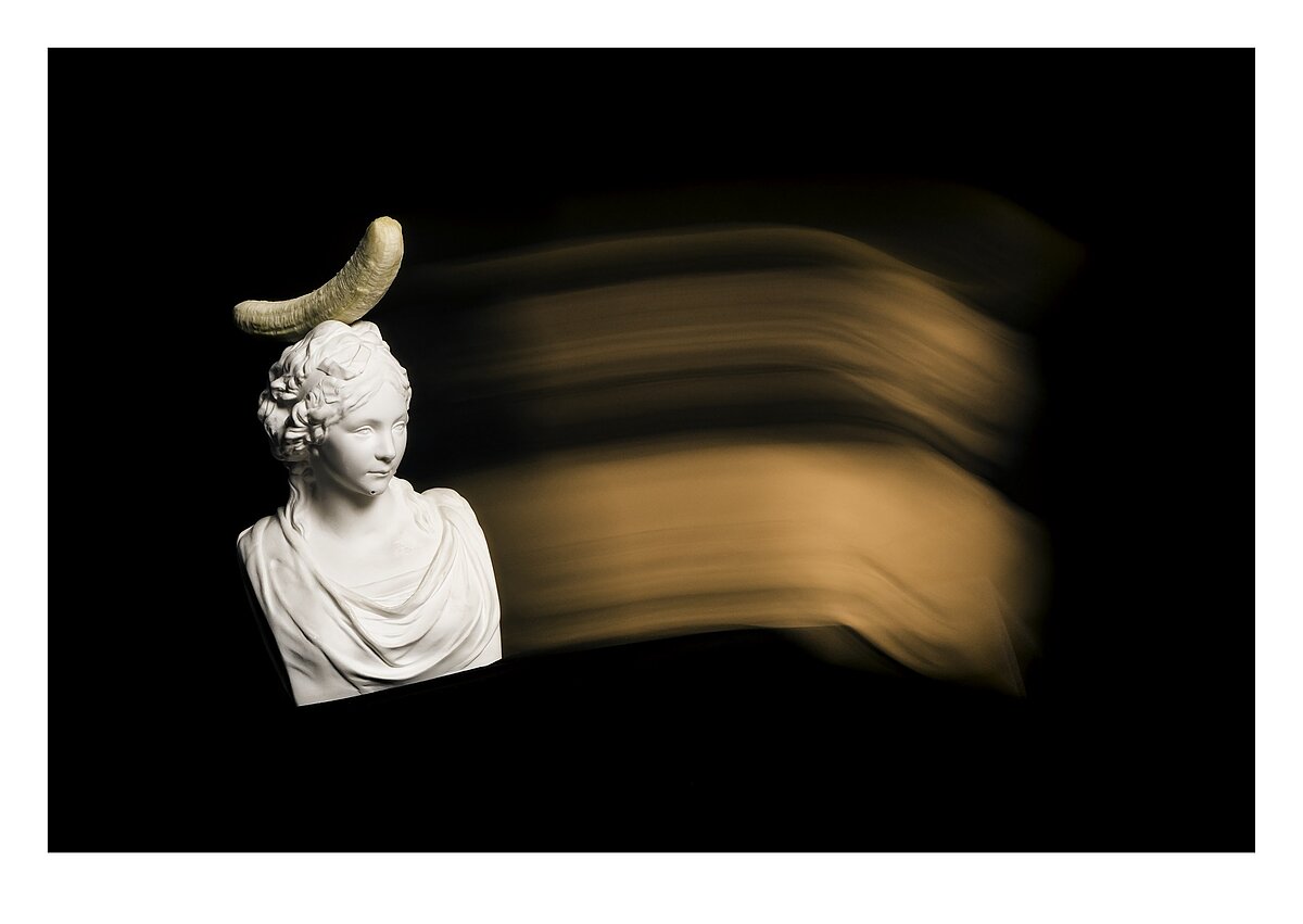 Statuette