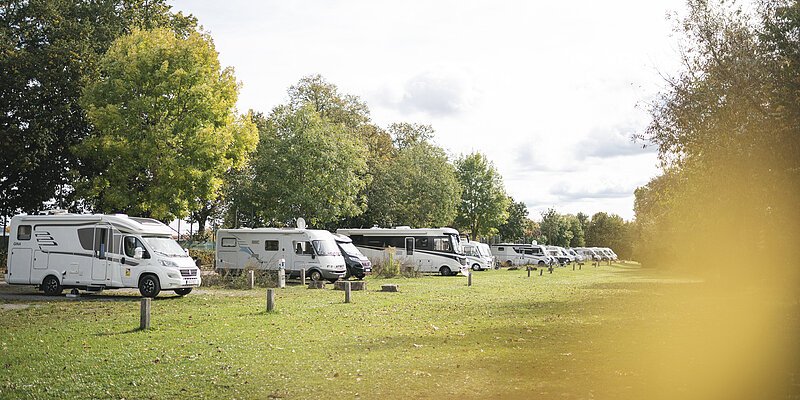 Stellplätze des Wohnmobilplatzes in Kitzingen
