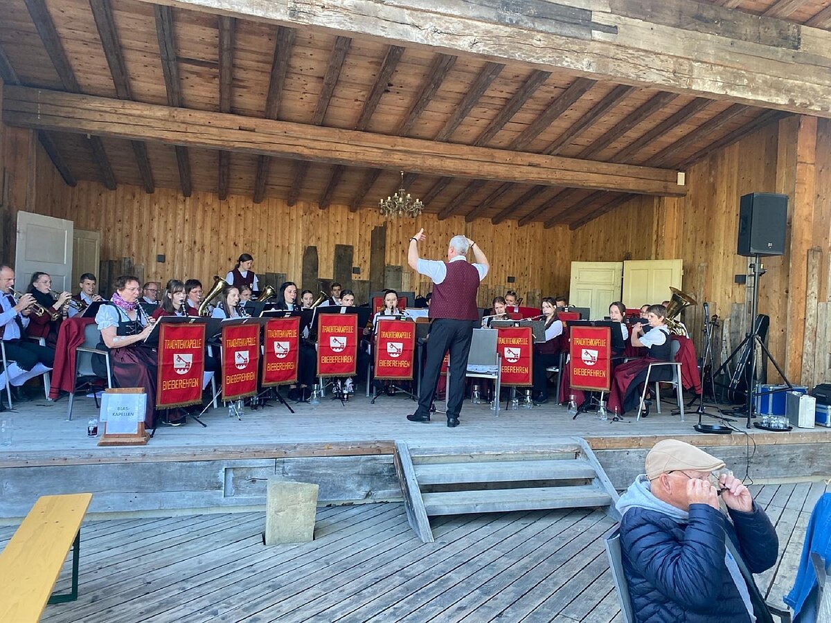 Trachtenkapelle Bieberehren