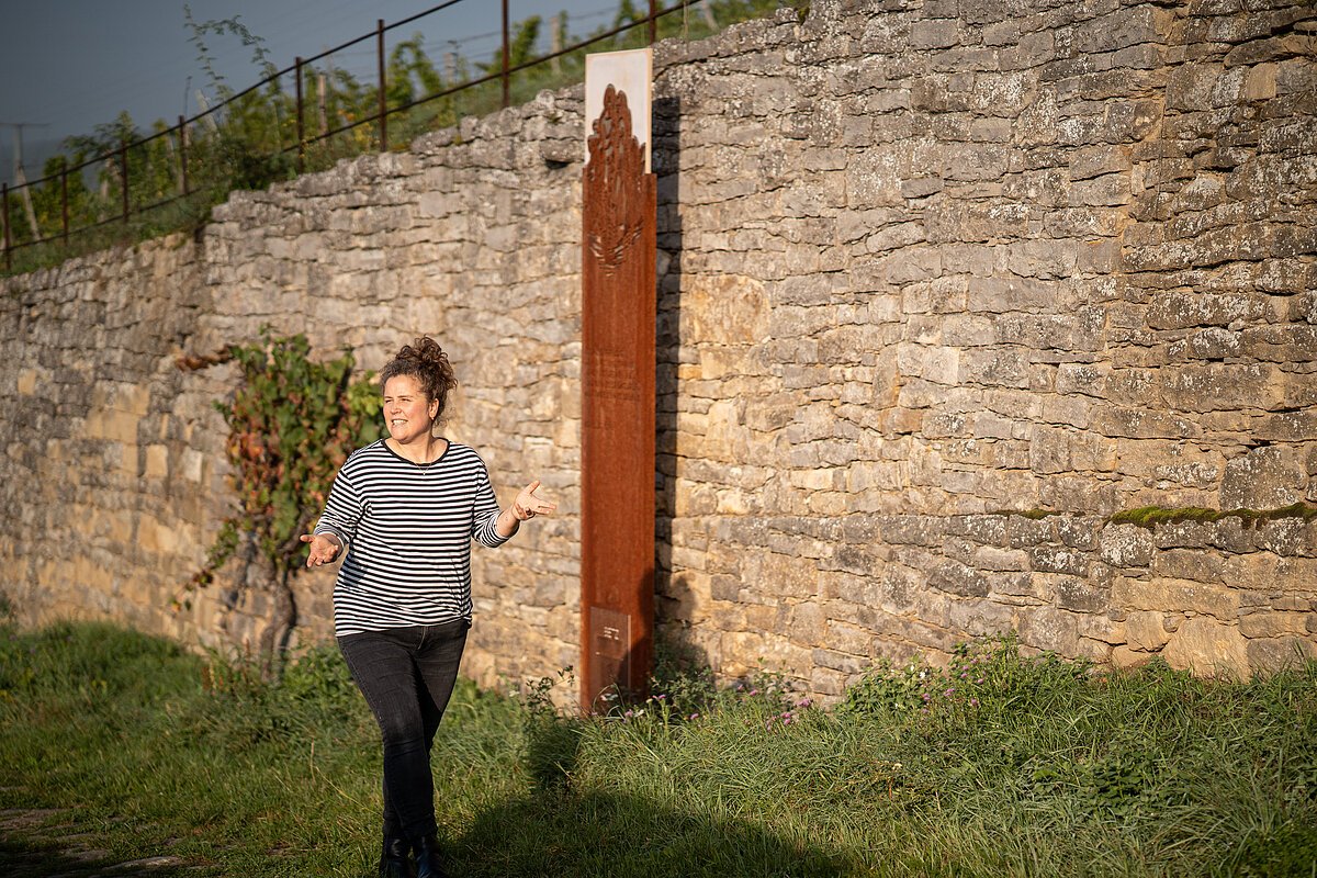 Gästeführerin bei Tour Dorf und Weinberg